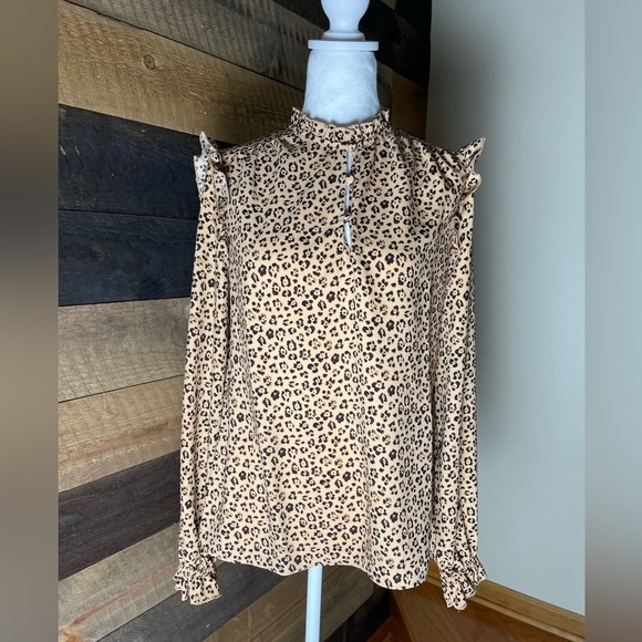 Rachel Parcell Leopard Ruffle Blouse Top Size Small - Picture 1 of 6